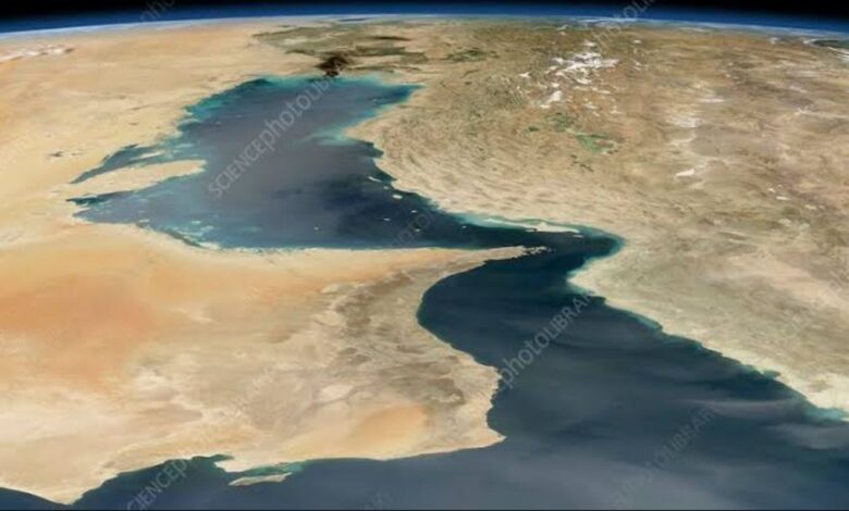 Photo of Global Energy Shock as Strait of Hormuz Faces Effective Closure — International Tensions Escalate