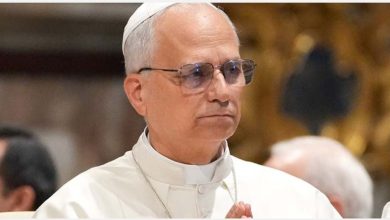 Photo of Pope Leo XIV Rejects ‘Just War’ Claims, Declares Faith Cannot Sanctify Violence