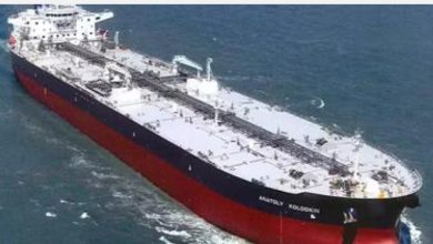 Photo of U.S. Signals Tactical Shift as Russian Oil Tanker Approaches Havana to Blunt Energy Collapse