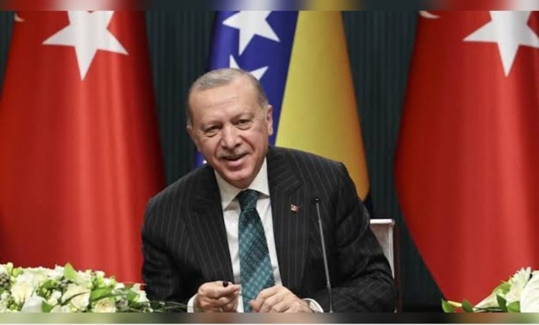 Photo of Turkey Offloads 52 Tons of Gold in Emergency Strategy to Stabilize the Lira