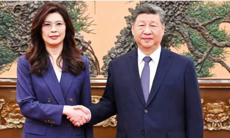 Photo of Xi Jinping and Taiwan Opposition Leader Cheng Li-wun Hold Historic Meeting Amid Unprecedented Naval Surge