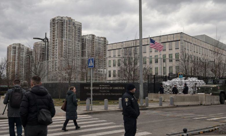 Photo of Diplomatic Disarray in Kyiv: False Evacuation Rumors Mask Growing Western Friction